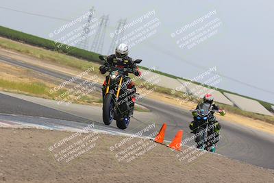 media/Jul-23-2023-TrackDaz (Sun) [[5bdcf0335d]]/Group B/Wheelie Bump (220pm)/